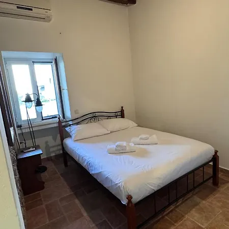 Πέτρινη φωλιά