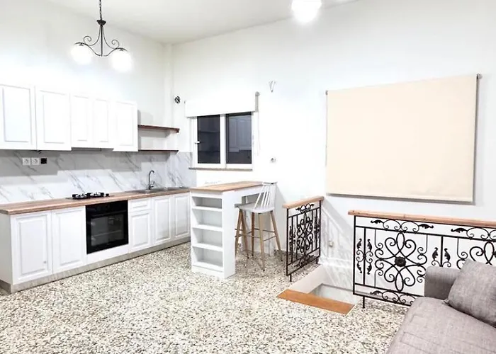 Πέτρινη φωλιά Διαμέρισμα